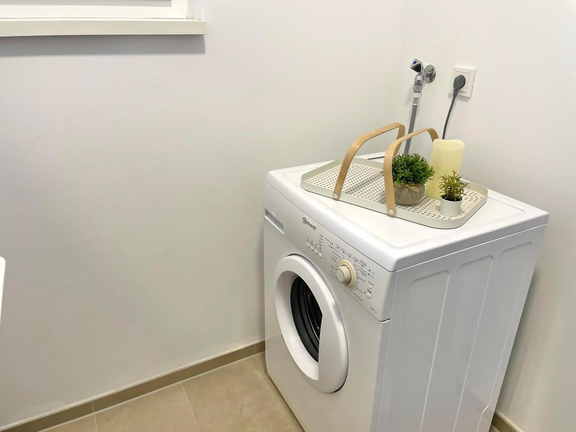 Exklusive 3-Zimmer Luxus-Maisonette In Hochheim - Naehe Frankfurt Flughafen, Wiesbaden Und Mainz Hochheim am Main Luaran gambar